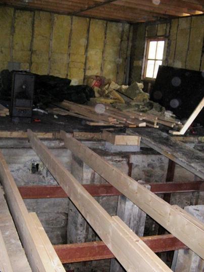 Starten på nytt bjelkelag i gamle delen Starten på nytt bjelkelag i gamle delen