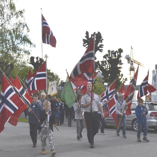 Utmarsj Biørnsborgparken 20150517 Utmarsj Biørnsborgparken 20150517